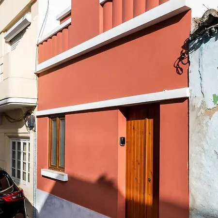 Townhouse In The Old Town 펜션 포티마오
